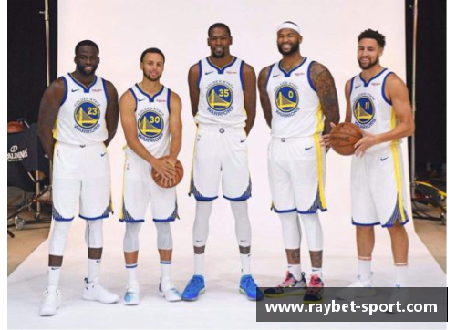 首发阵容探秘：揭秘球队核心力量的神秘面纱