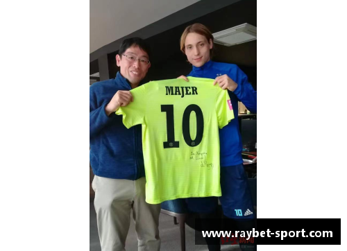 克罗地亚日本球员：跨文化足球之旅